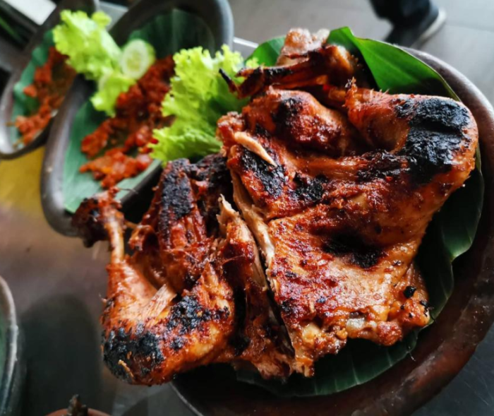 Indukan Ayam Afkir 4kg Menjanjikan, Untuk Konsumsi - YouTube Indukan Ayam Afkir 4kg Menjanjikan, Untuk Konsumsi - YouTube