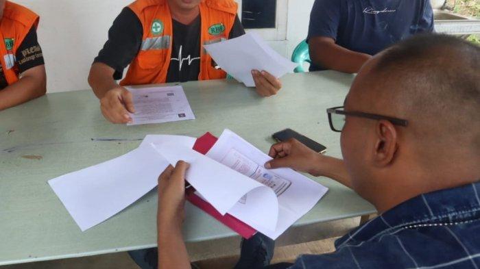 Bendungan cibaliung di desa parungkokosan kecamatan Cikeusik Pandeglang ...