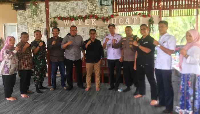 Objek Wisata Watek Ducati Solok Selatan Masuk Lima Besar Peduli Wisata ... Budidaya ayam di Pauh Duo, Kabupaten Solok Selatan