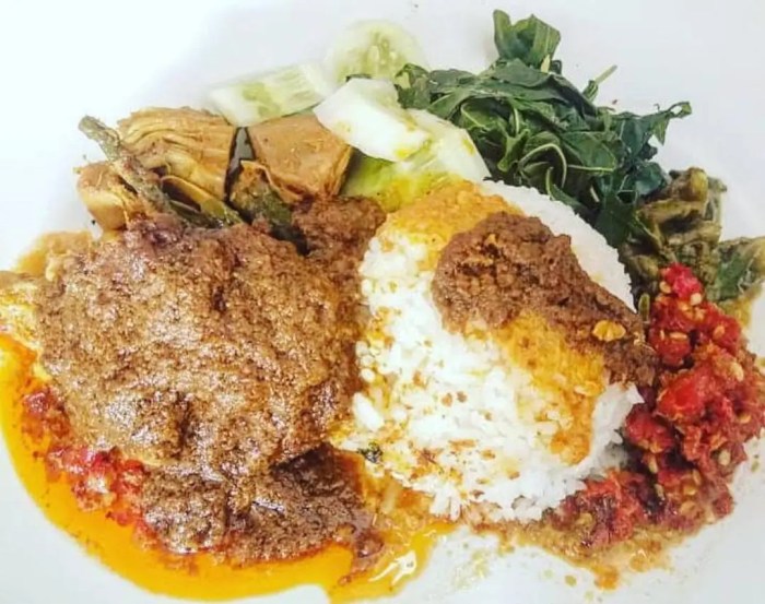 Ayam Pilek di Sumpiuh, Banyumas