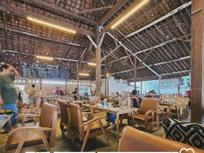 Ayam Kampung Super di Banyuurip, Purworejo