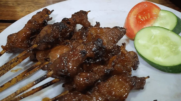 Ayam Pilek di Tambak, Banyumas