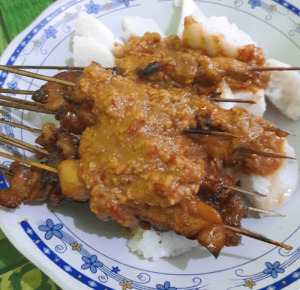 Ayam Bangkok Super di Ambal, Kebumen yang Menarik